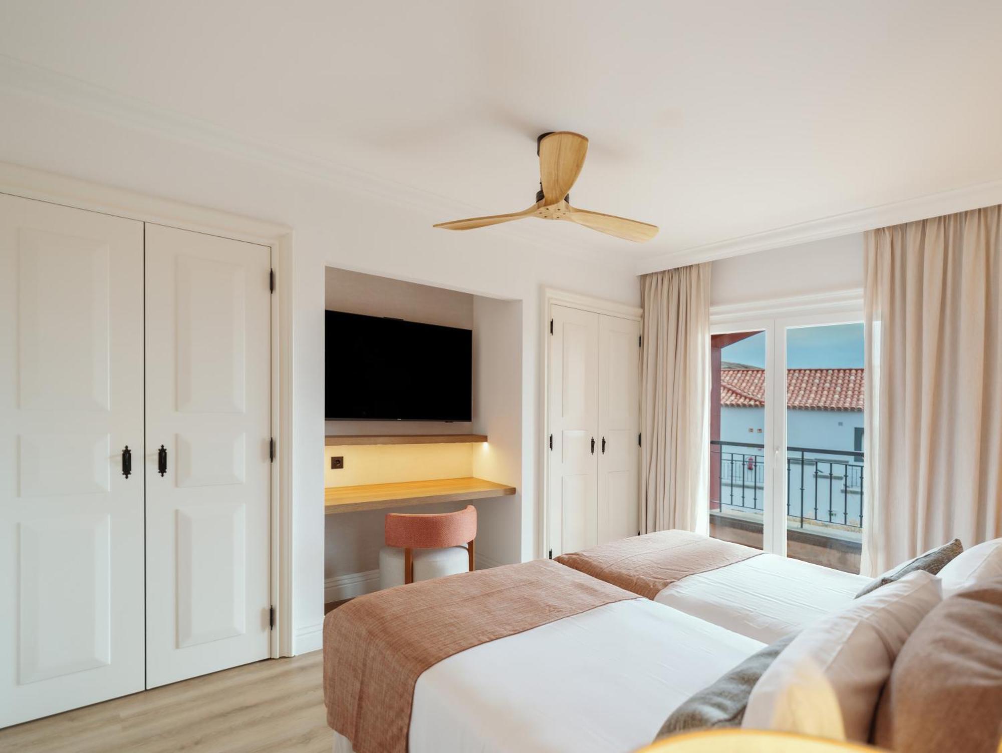 Dreams Madeira Resort Spa & Marina カニサル エクステリア 写真