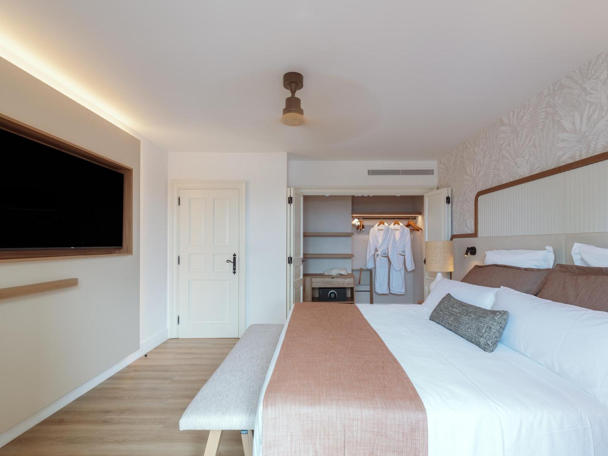 Dreams Madeira Resort Spa & Marina カニサル エクステリア 写真